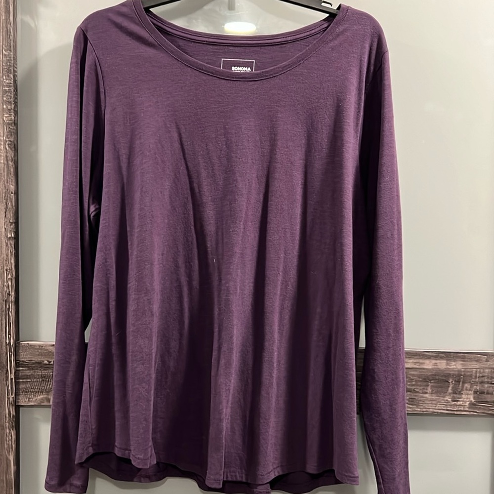 Sonoma long sleeved t shirt, size XXL, color purple.